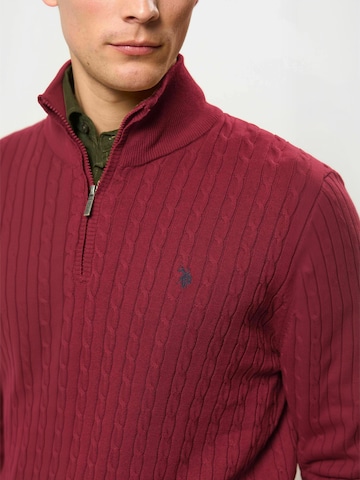 U.S. POLO ASSN. Svetr ' UMRomeo ' – červená
