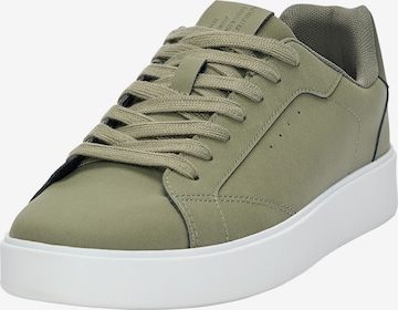 Sneaker low de la Pull&Bear pe verde: față