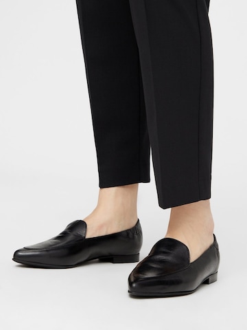 Bianco Classic Flats in Black: front