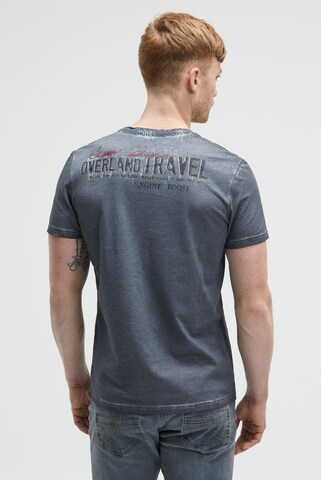 CAMP DAVID Bluser & t-shirts i blå