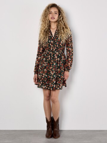 Apricot Dress ' ' in Red: front