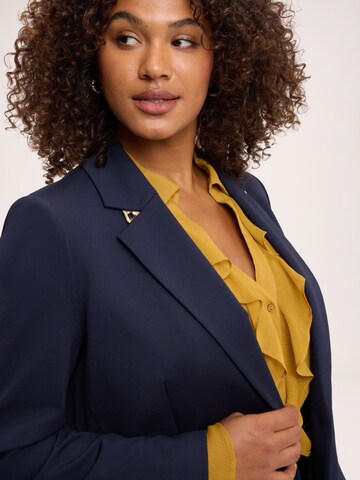 Fiorella Rubino Blazers in Blauw