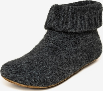 Gottstein Slippers 'Hüttenschuhe Knit Boot' in Black: front
