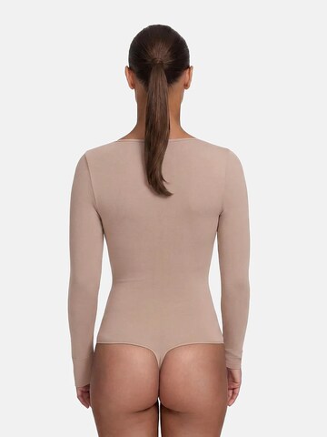 cfab (formerly creamy fabrics) - Body moldeador 'Bodysuit Sculpting Shapewear Longsleeve mit String' en beige