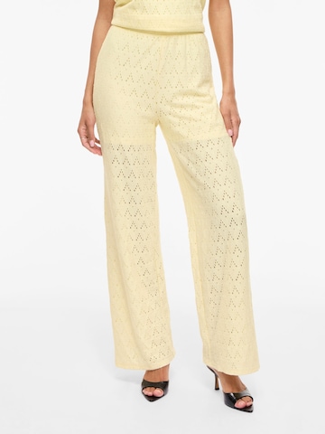 Wide leg Pantaloni 'VIAMalina' di VILA in giallo: frontale