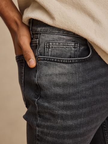 DAN FOX APPAREL Regular Jeans 'Lian' in Grey