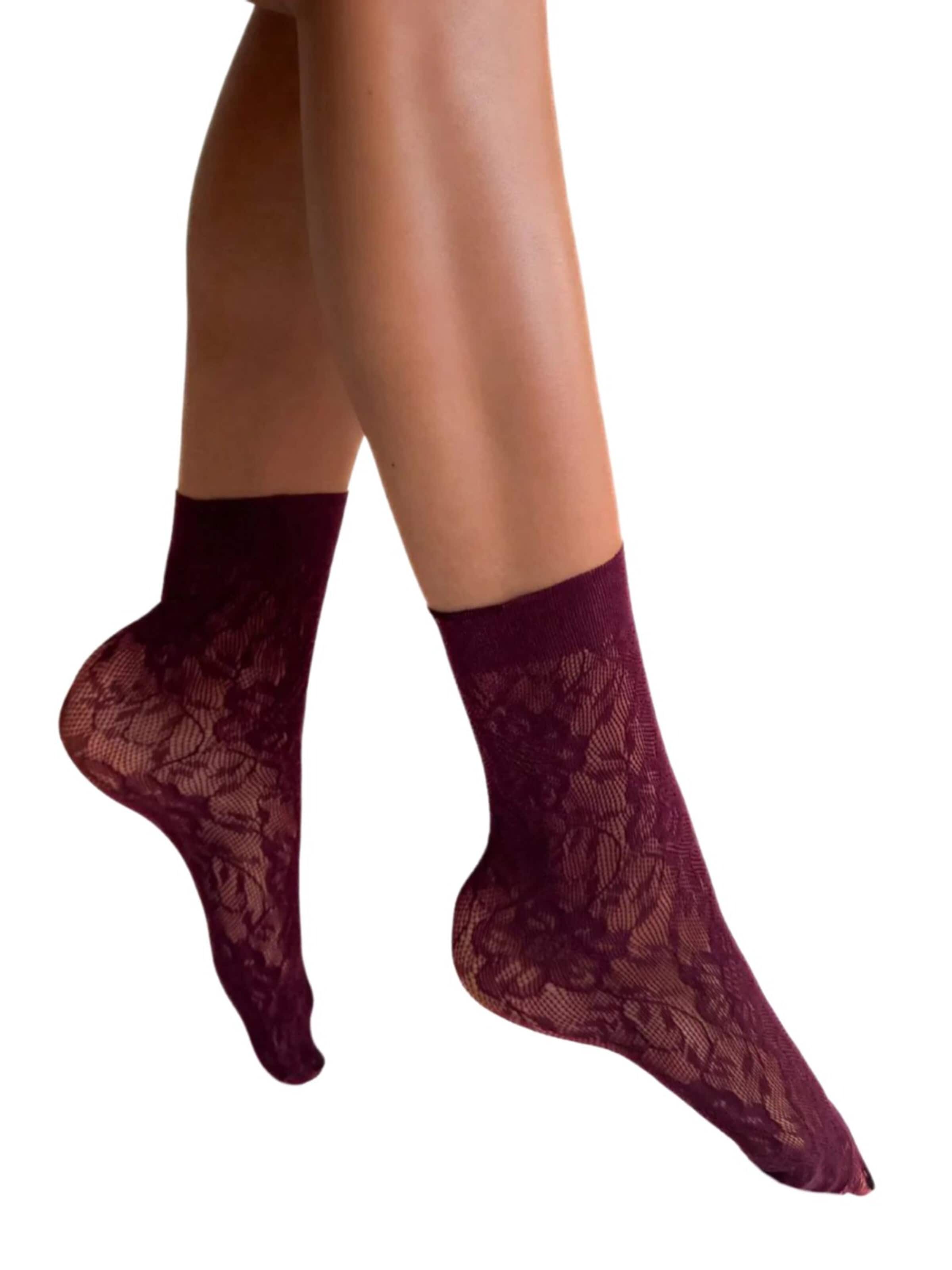 Sokisahtel Sokken 'ROSA STILE sheer socks' in Rood: voorkant