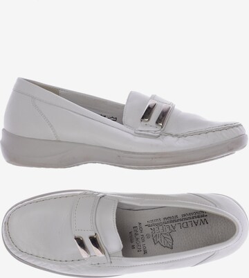 WALDLÄUFER Flats & Loafers in 36 in White: front