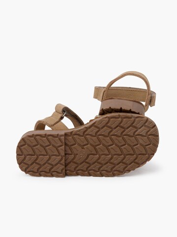 Pisamonas - Sandalias en oro