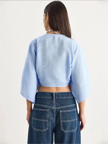 Bianco Lucci - Blusa em azul