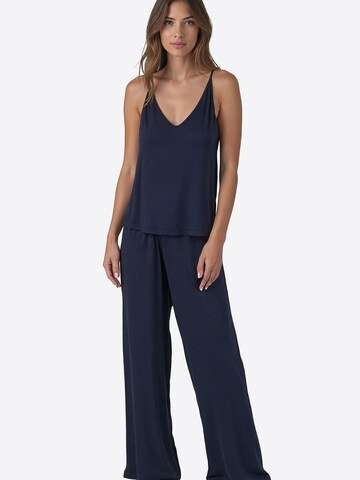 Vivisence Pyjama '2046' in Blau: Vorderseite