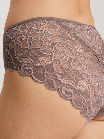 Hanro Slip 'Moments' in Brown