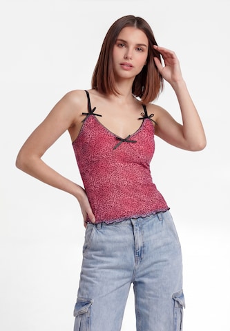 MYMO Top in Pink: front