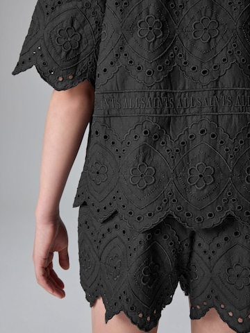 smALLSAINTS Set in Black