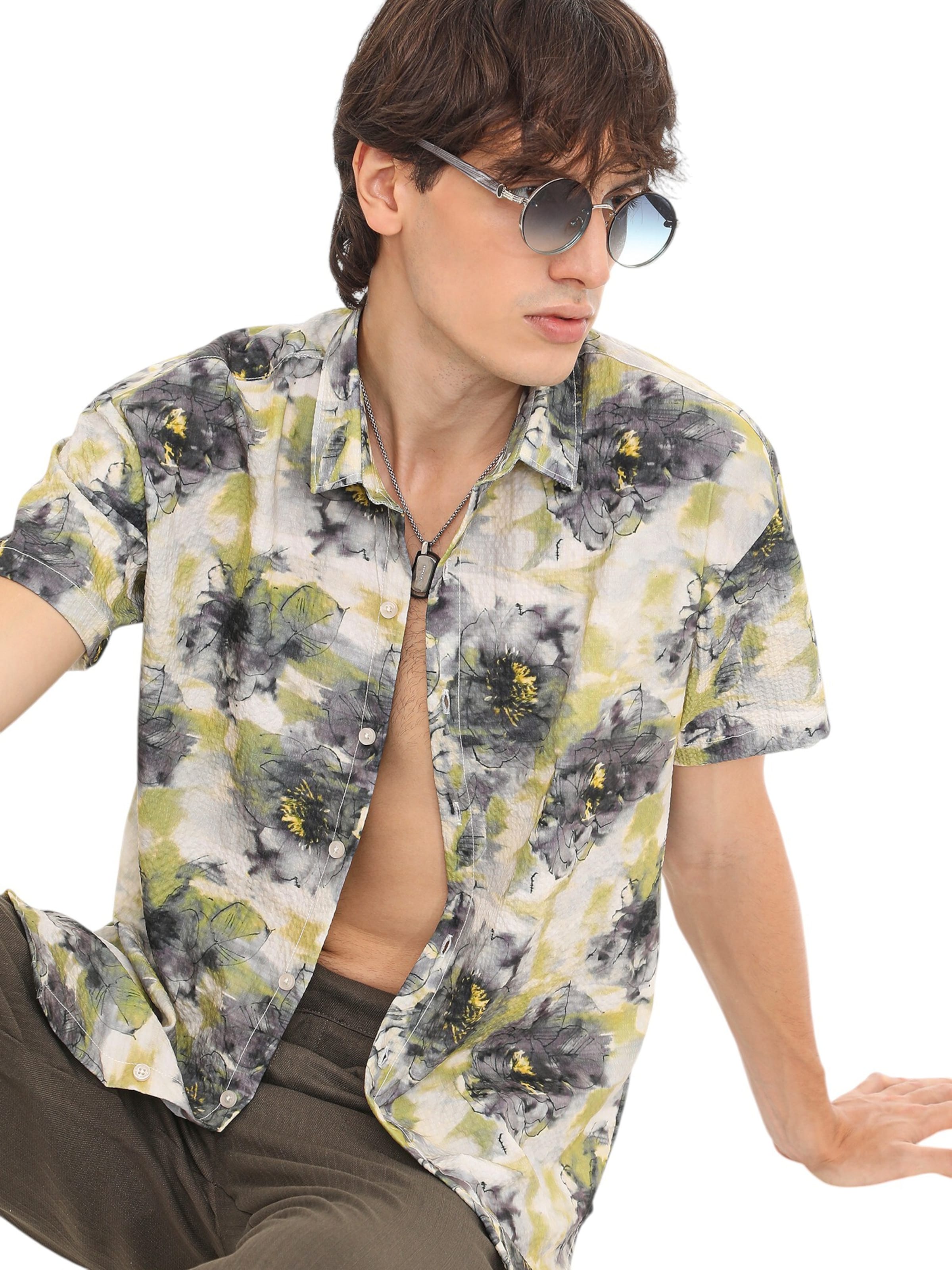 Campus Sutra Regular fit Button Up Shirt in Mixed colors