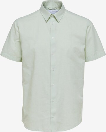 SELECTED HOMME Button Up Shirt in Green: front