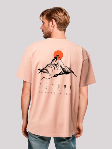 T-Shirt 'Escape Discover the World Mountain' F4NT4STIC en beige : devant