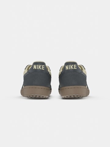 Nike Sportswear Nízke tenisky 'FIELD GENERAL' - Zelená