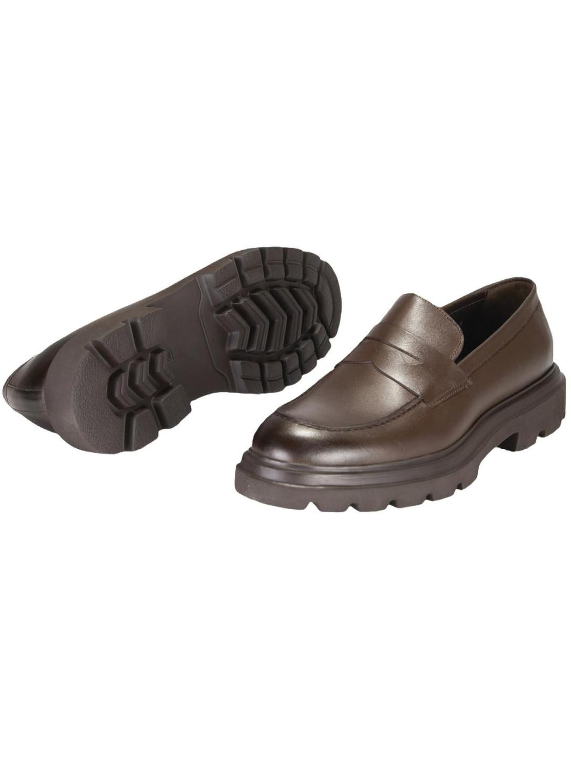 Desa Classic Flats in Brown