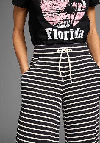 KangaROOS Wide Leg Hose in Schwarz