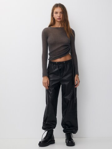 Loosefit Pantalon cargo Pull&Bear en noir : devant