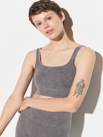 No Matter What Top – šedá: přední strana