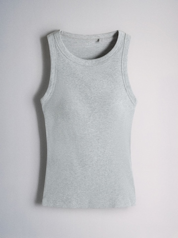 The Set Top in Grey