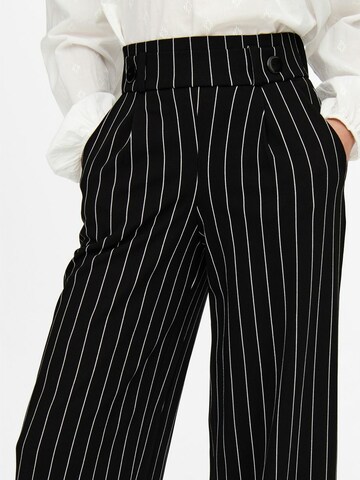 JDY Wide leg Pleat-Front Pants 'Geggo' in Black