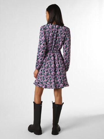 Robe ' ' Aygill's en violet