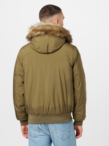 BURTON MENSWEAR LONDON Winter jacket in Green: front