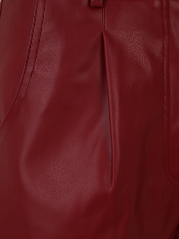 regular Pantaloni con pieghe di Tally Weijl in rosso