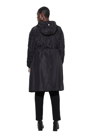 Ulla Popken Mantel in Schwarz