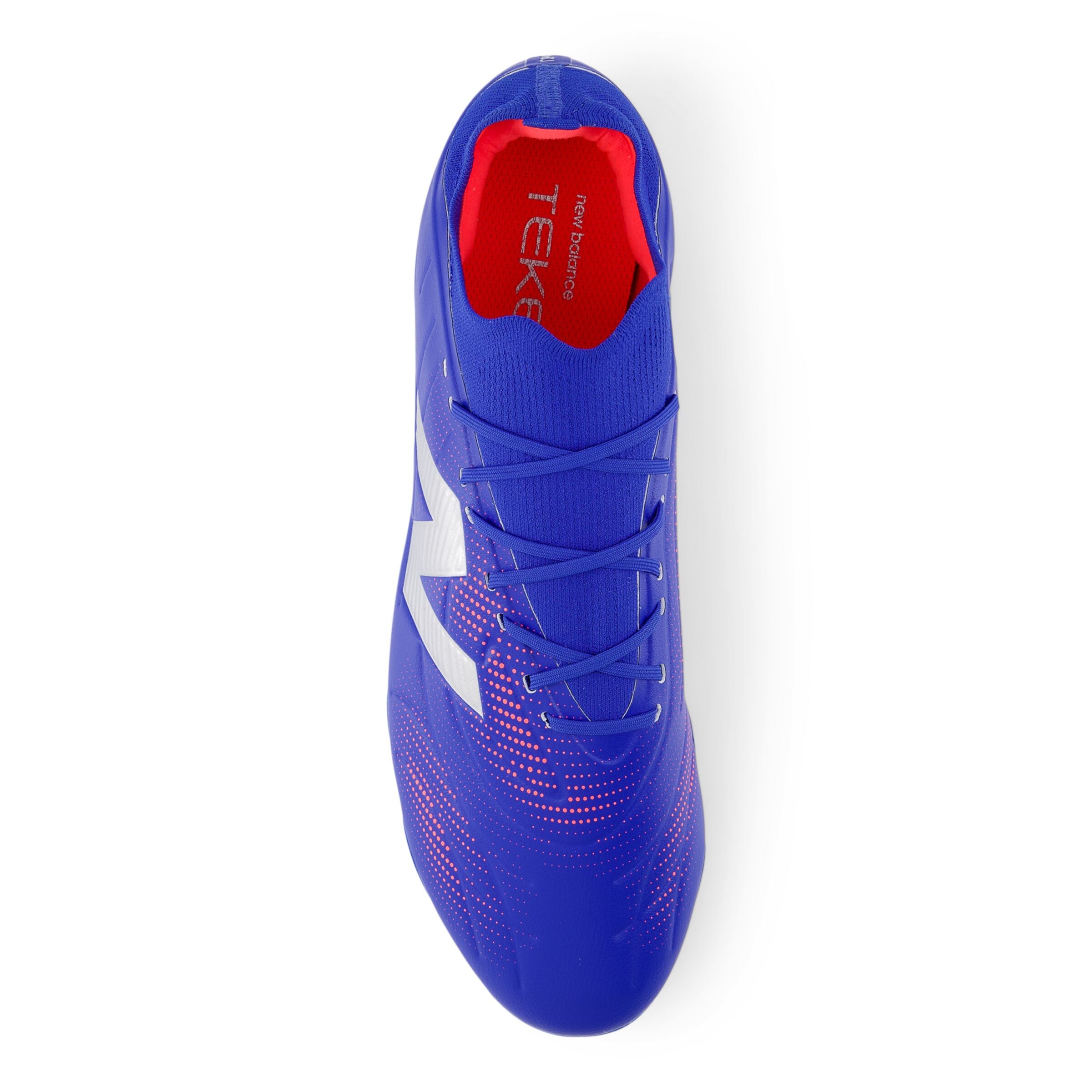 Chaussure de foot new balance en bleu