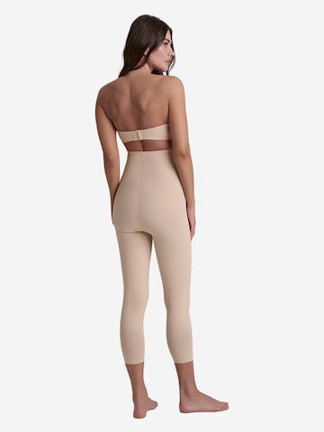 Bye Bra - Pantalón moldeador 'Sculpting Capri' en beige