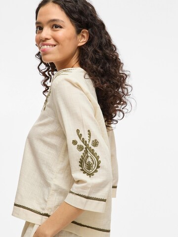 VILA Shirt in Beige