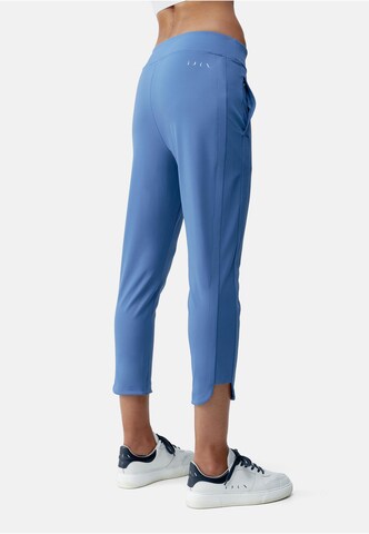 Regular Pantalon de sport 'Nova' Born Living Yoga en bleu