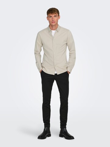 Coupe slim Chemise 'ONSROBIN' Only & Sons en gris