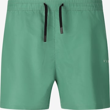 Virtus Boardshorts 'Smither V2' in Grün: Vorderseite