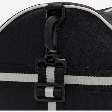 Nike Sportswear Sports Bag 'Heritage' in Black