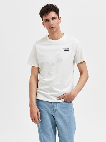 T-Shirt 'Lyon' SELECTED HOMME en blanc : devant