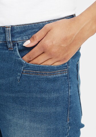 Coupe slim Jean Oxmo en bleu