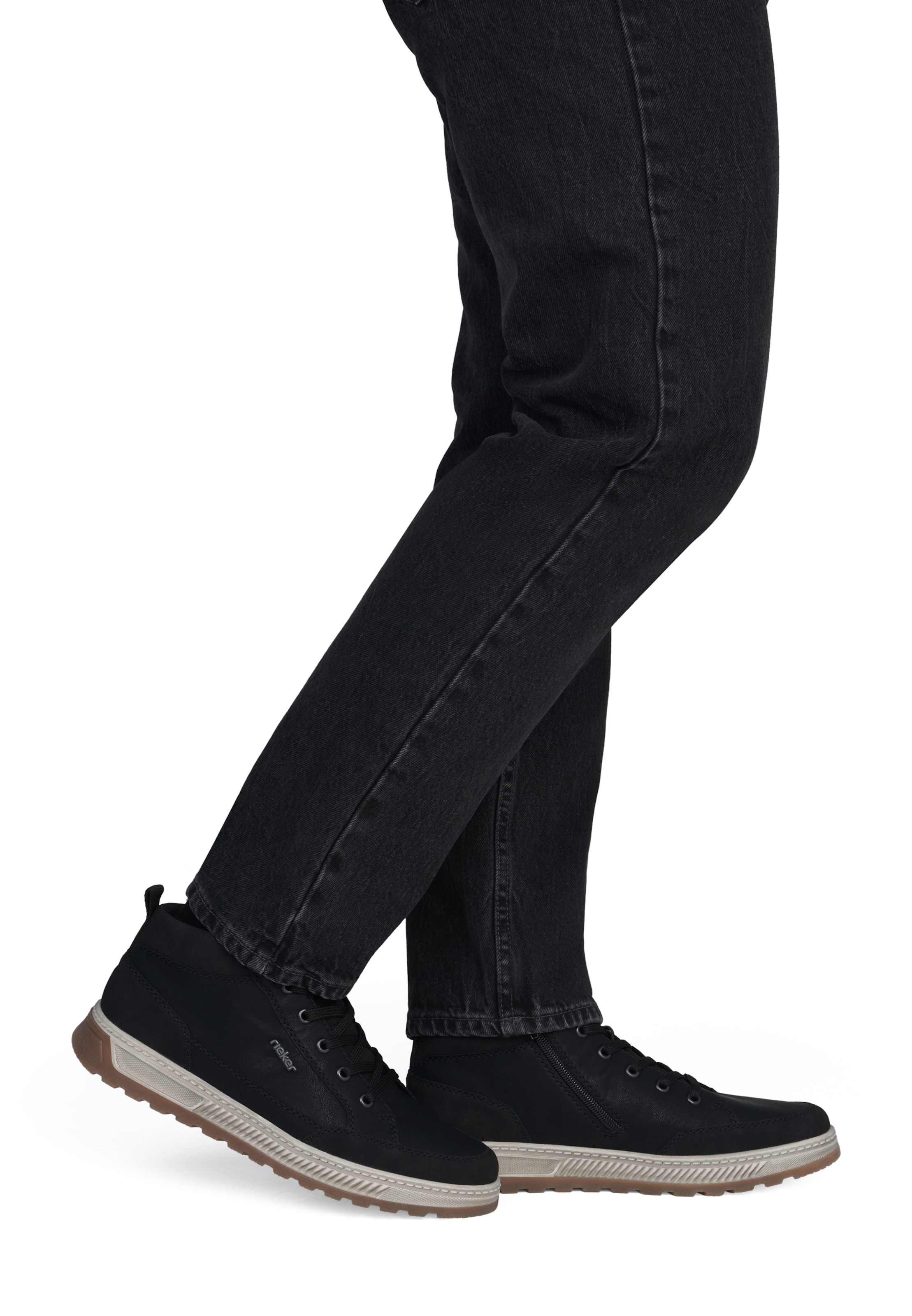 Chaussure de sport à lacets Rieker en noir
