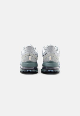 NIKE Springsko 'Pegasus Premium' i grå