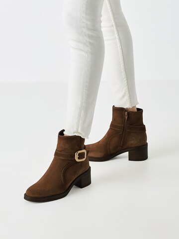 Tamaris Stiefelette in Braun