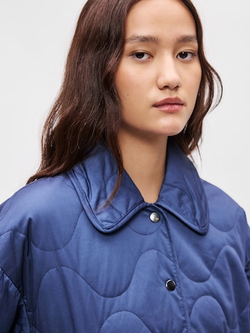 MSCH COPENHAGEN Φθινοπωρινό και ανοιξιάτικο μπουφάν 'Chista' σε μπλε