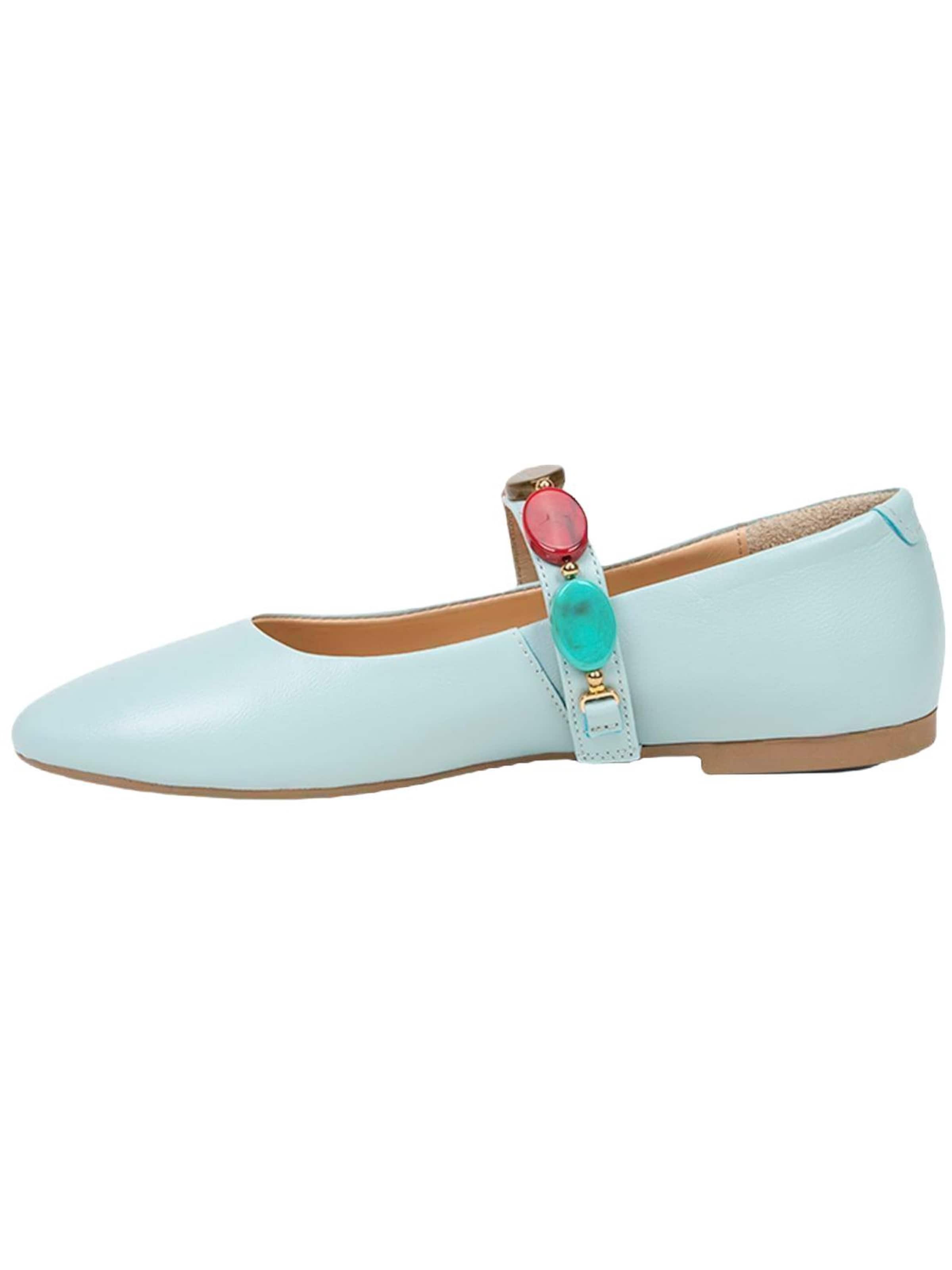 Desa Ballerina‌‌‌‌‌ in Blau