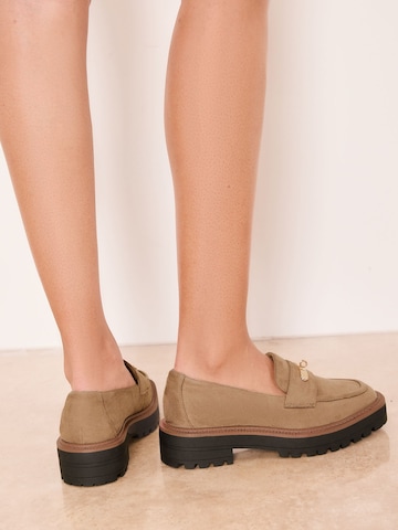 Chaussure basse Lipsy en beige