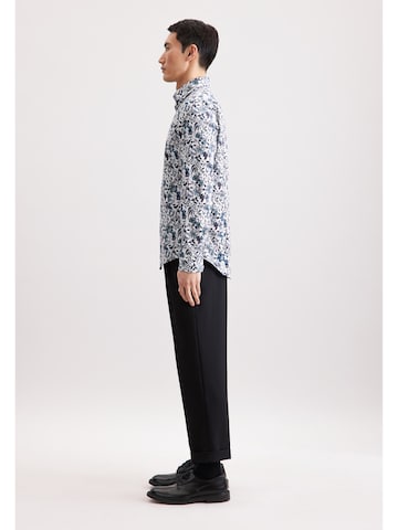 Coupe regular Chemise business 'SMART ESSENTIALS' SEIDENSTICKER en bleu