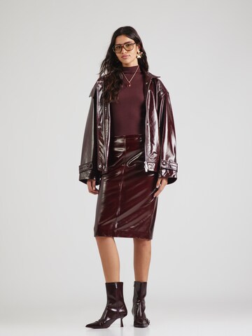 GUESS - Jersey 'JULIA' en marrón