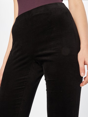 Regular Pantalon rosemunde en noir